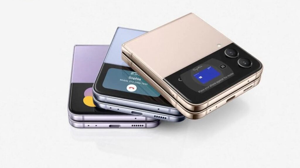 Galaxy Z Flip5Galaxy Z Flip5 Review – Why You Should Consider It in 2025