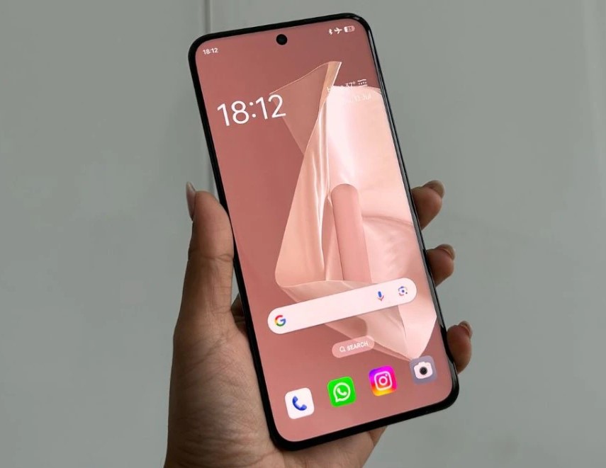 Oppo Reno 12 Price in Pakistan – Should You Buy It in 2025?