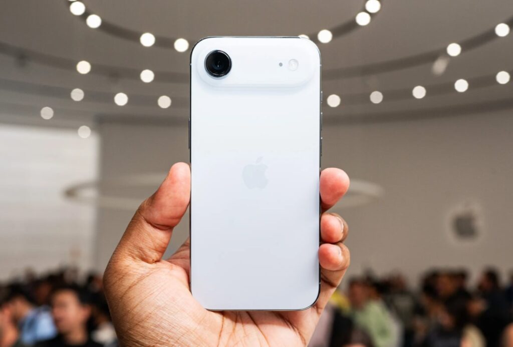 iPhone 17 AiriPhone 17 Air – What You Should Know Before Buying in 2025